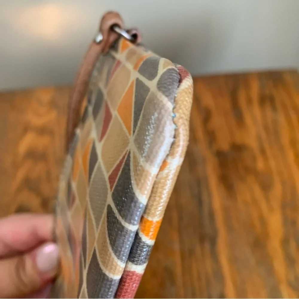 Fossil Key-Per Leather Wristlet Geometric Warm Color all-over print 4